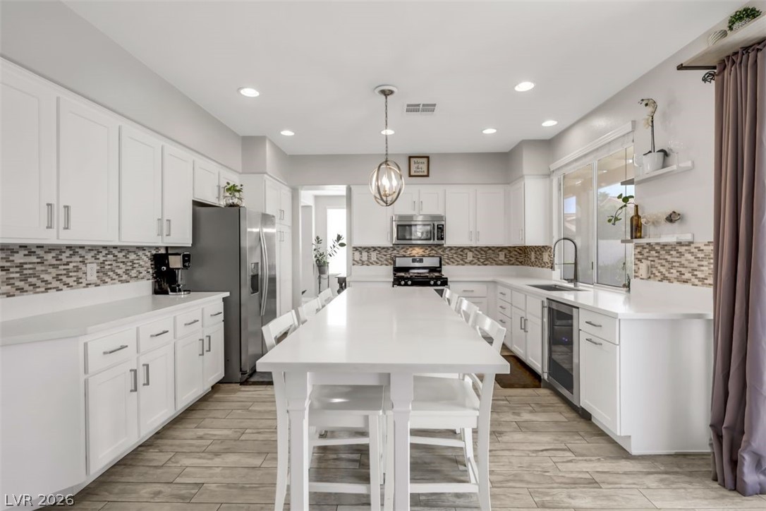 1124 Dover Glen Drive