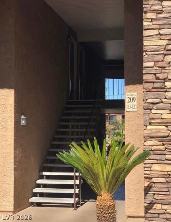 5081 River Glen Drive 113