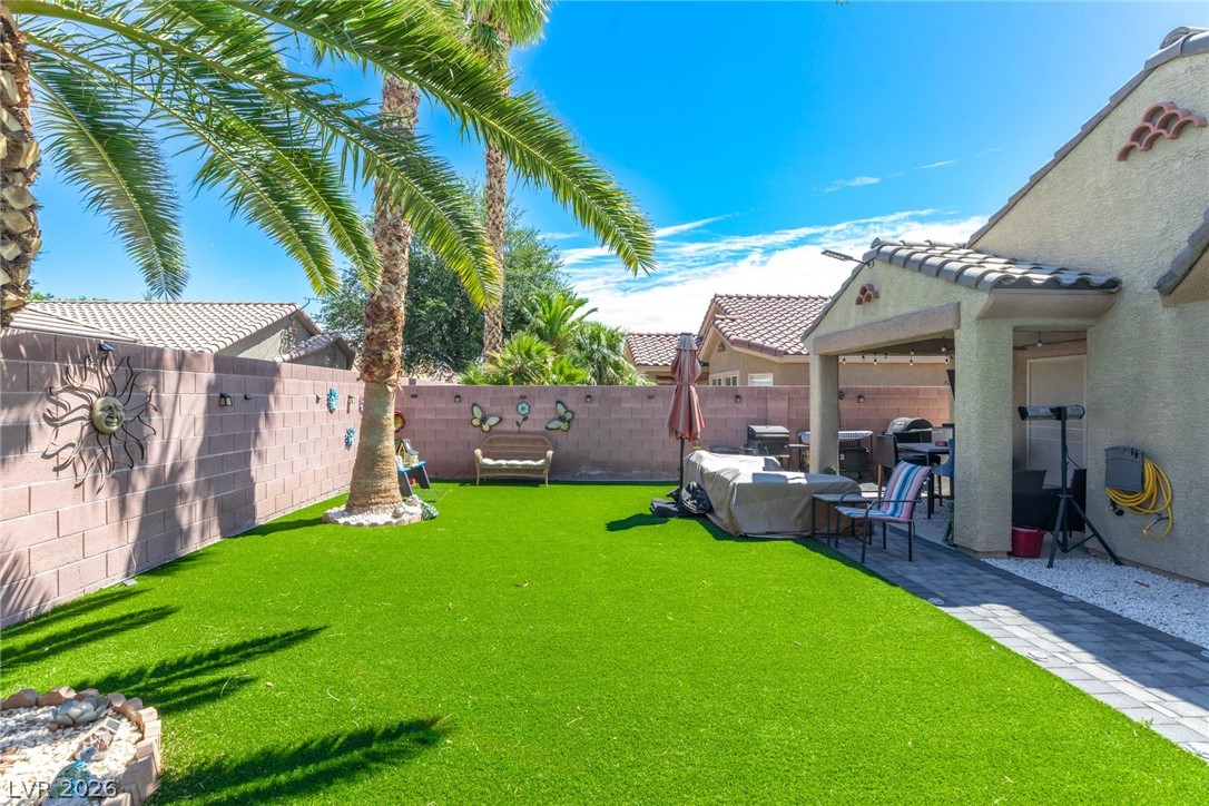 5682 Mahogany Run Place
