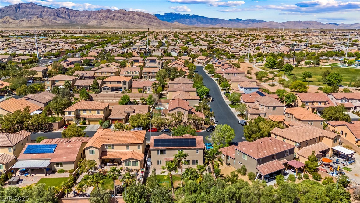 7628 Chase Hallow Street