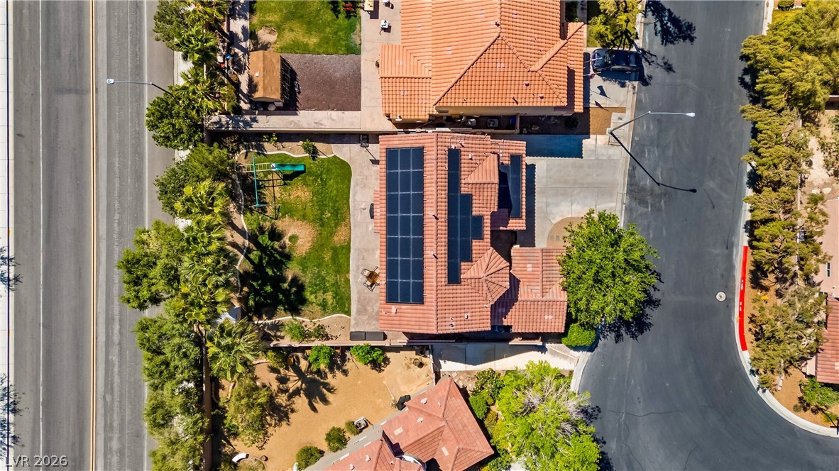 7628 Chase Hallow Street