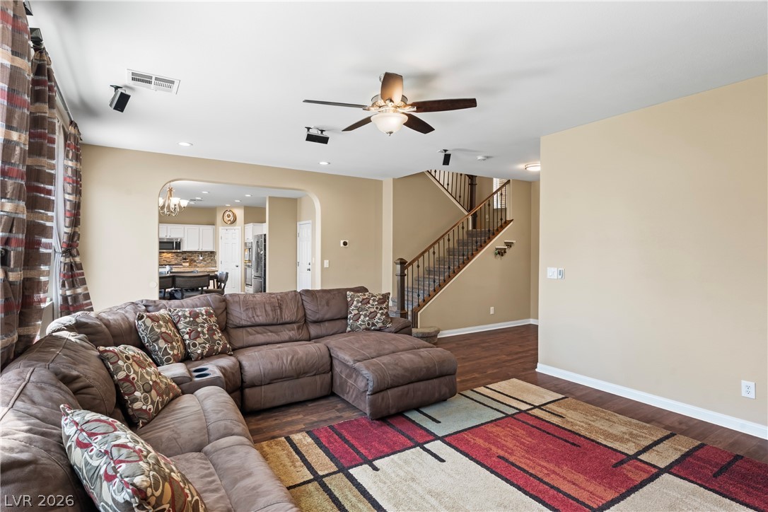 7628 Chase Hallow Street