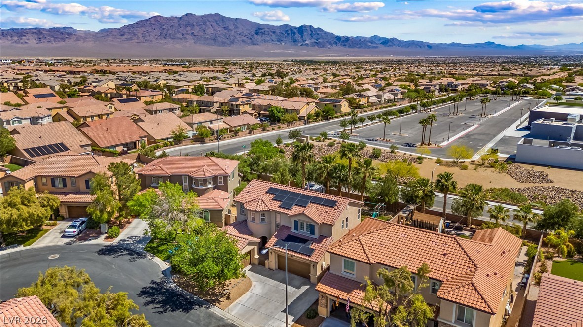 7628 Chase Hallow Street