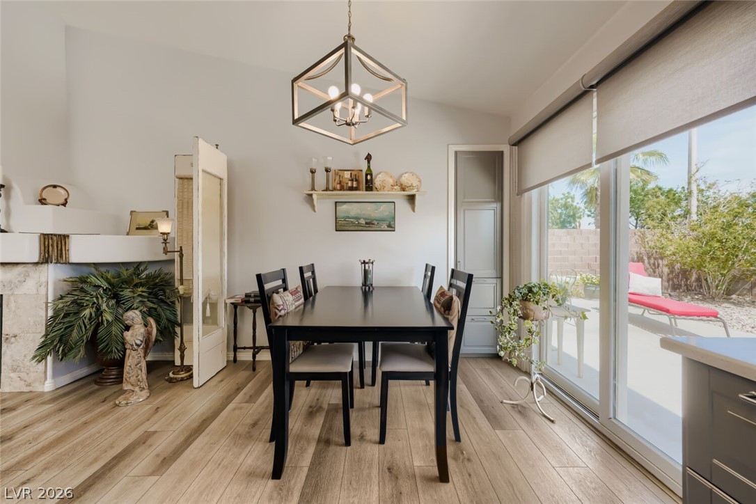9848 Panorama Cliff Drive
