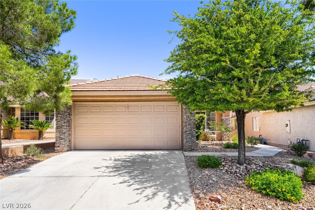 9848 Panorama Cliff Drive