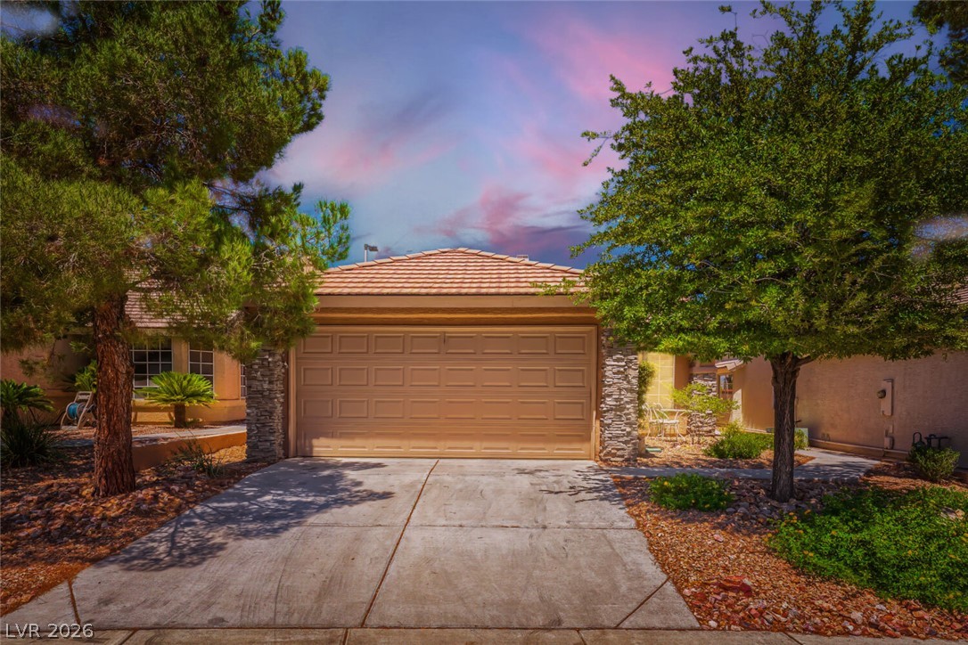 9848 Panorama Cliff Drive