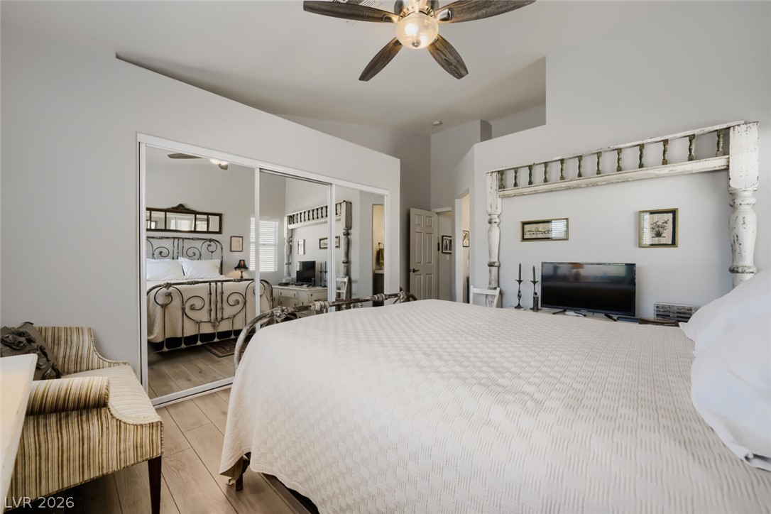 9848 Panorama Cliff Drive