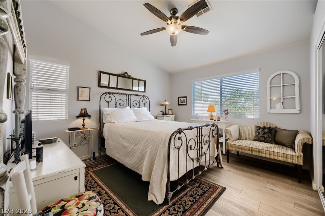 9848 Panorama Cliff Drive