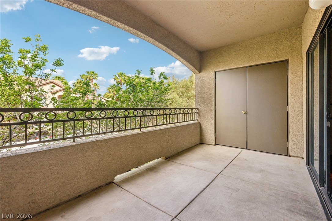 8250 North Grand Canyon Drive 2034