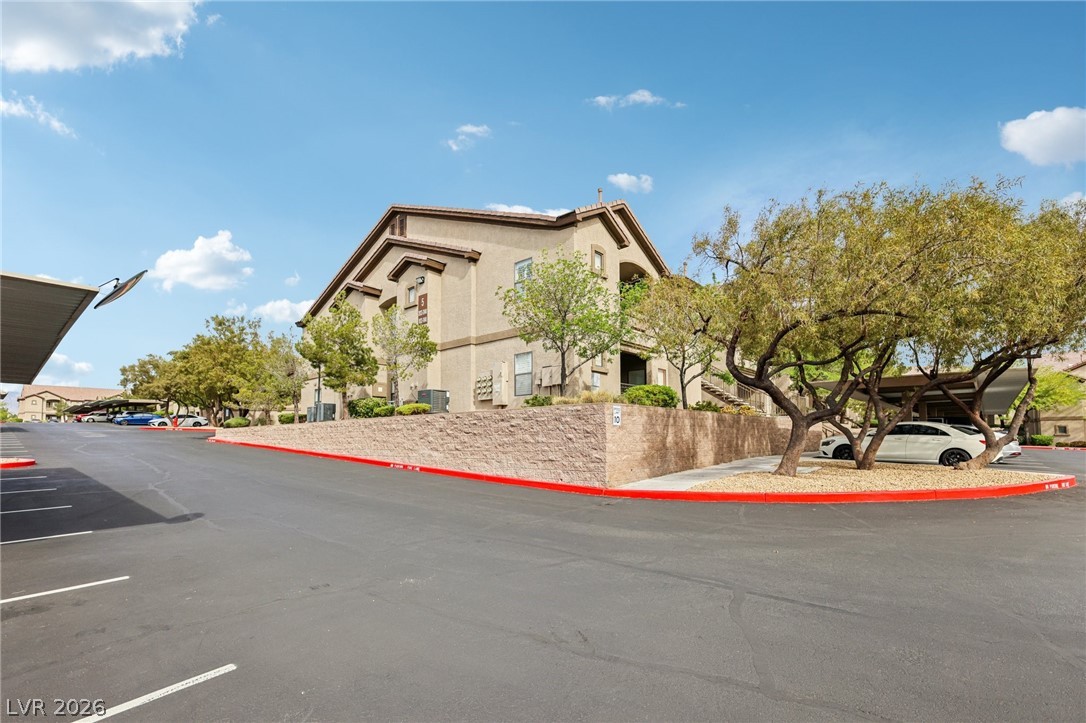 8250 North Grand Canyon Drive 2034