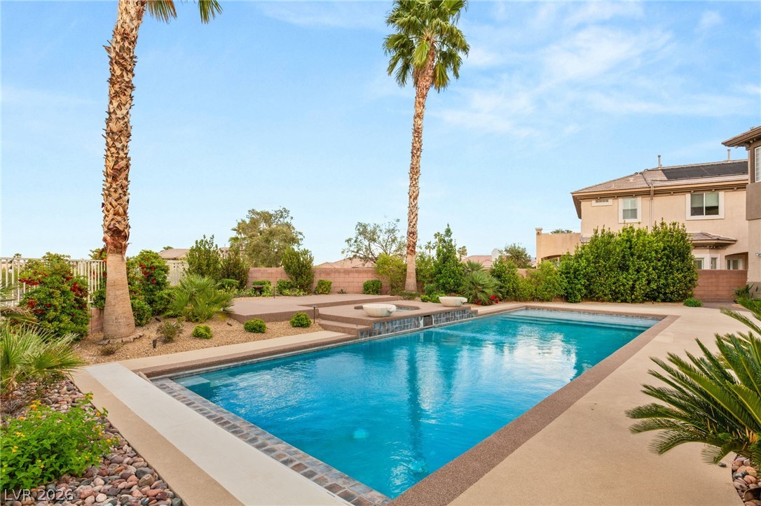 1812 Sydney Leigh Lane