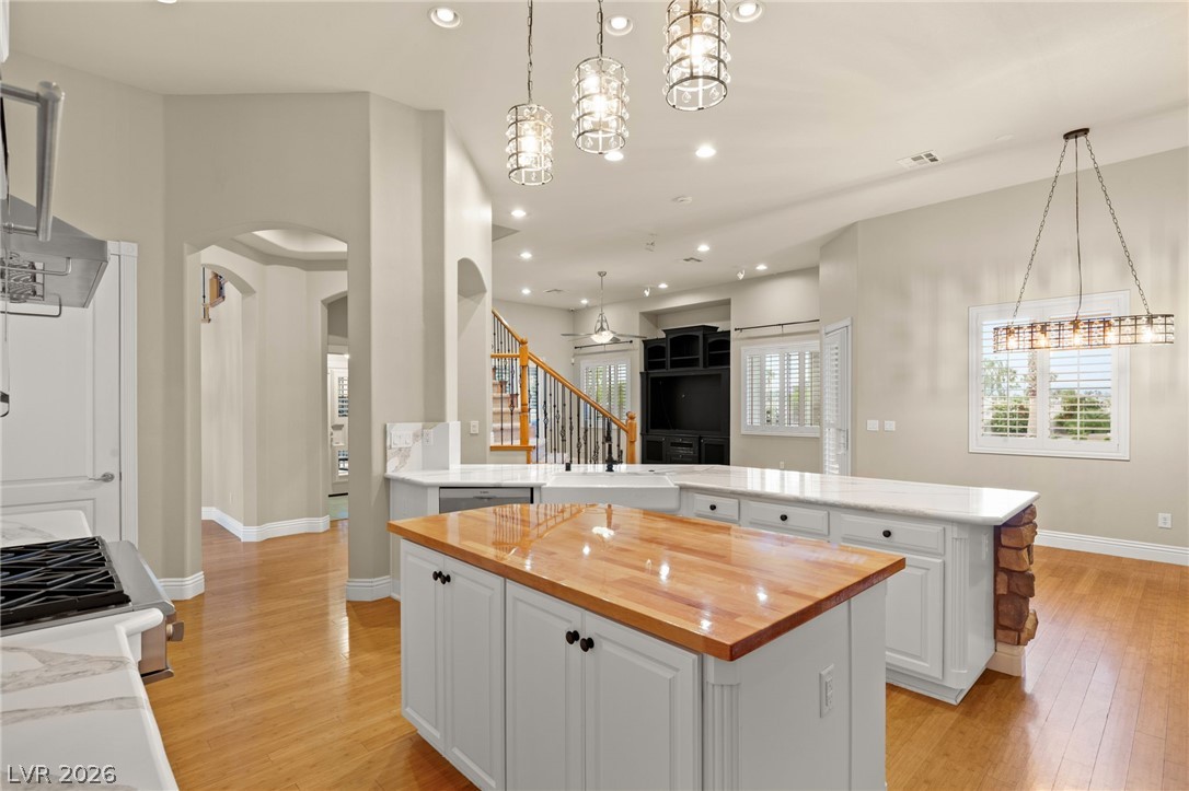 1812 Sydney Leigh Lane