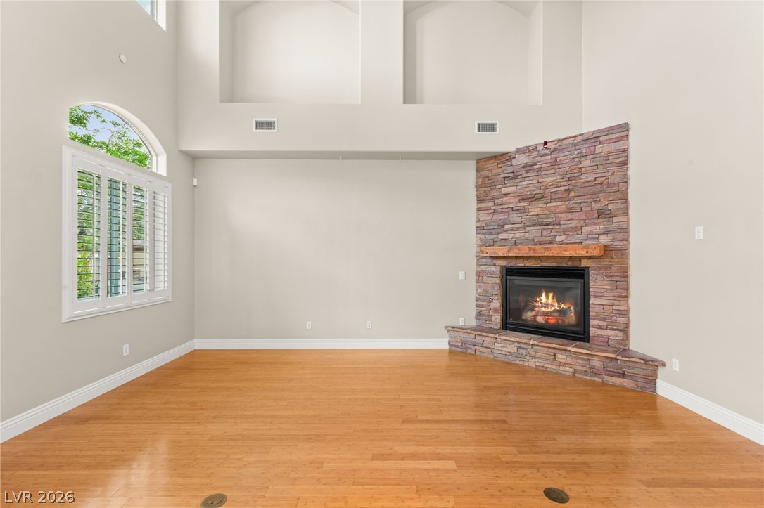 1812 Sydney Leigh Lane