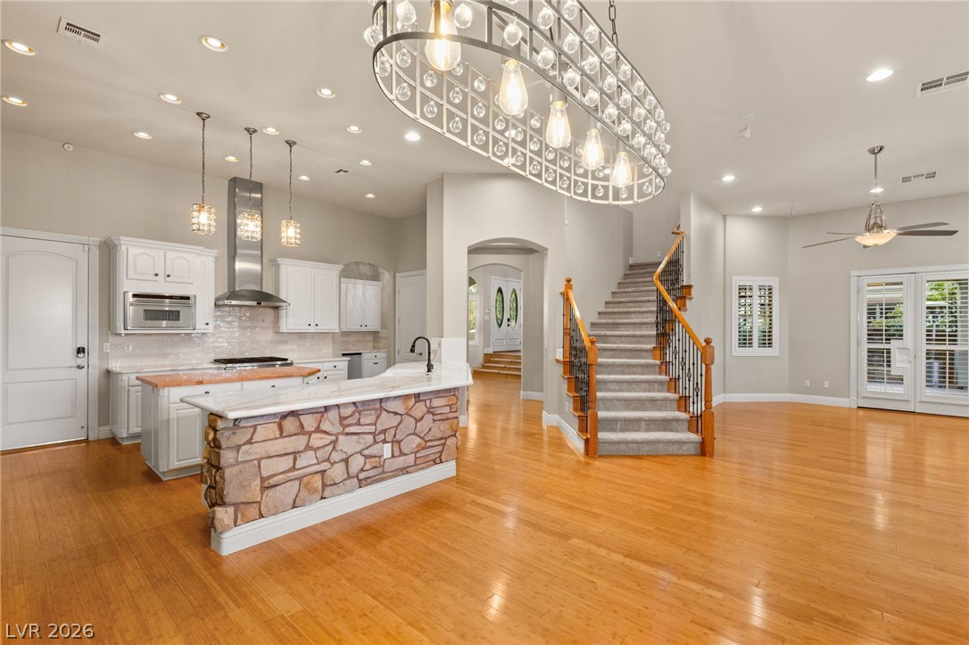 1812 Sydney Leigh Lane