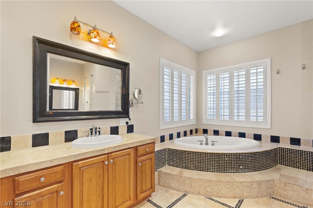 1812 Sydney Leigh Lane