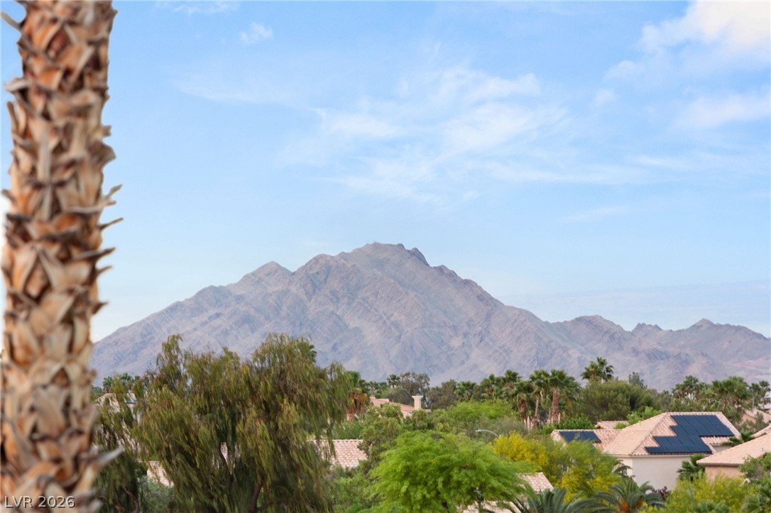 1812 Sydney Leigh Lane