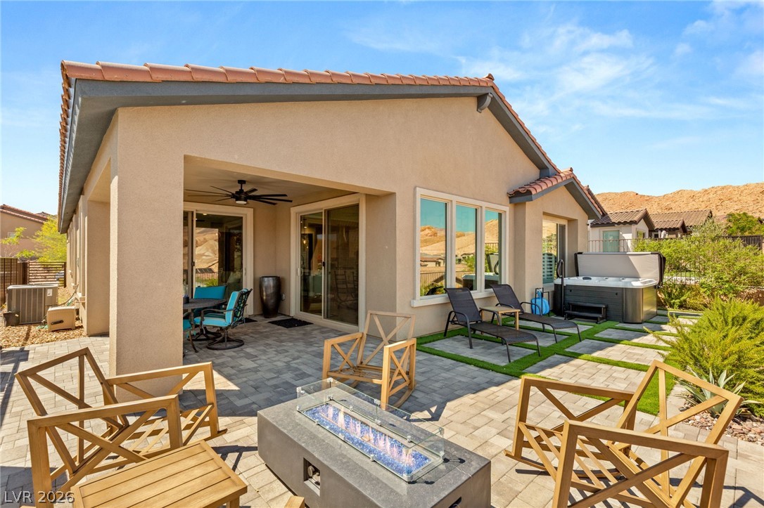 14 Autumn Palm Avenue