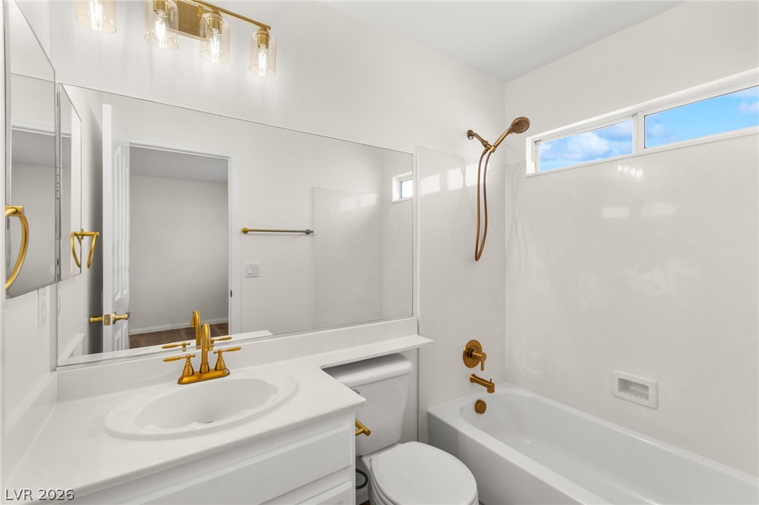 8913 Arabian Filly Avenue