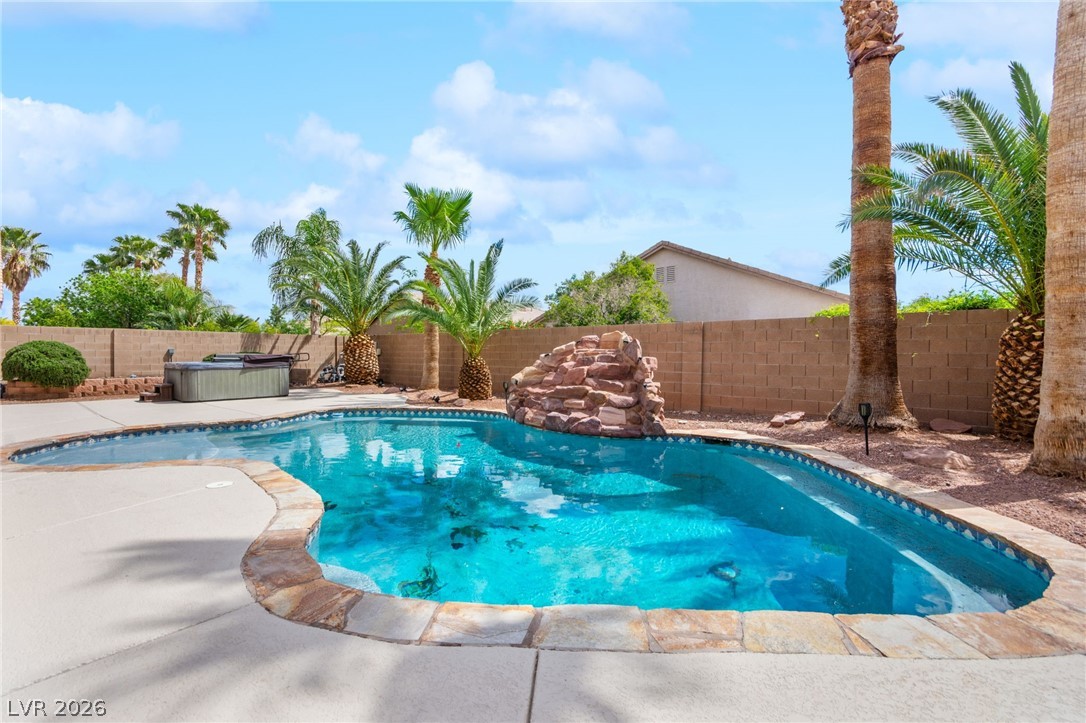 8913 Arabian Filly Avenue