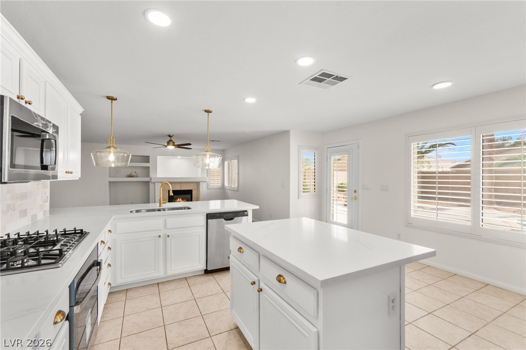 8913 Arabian Filly Avenue