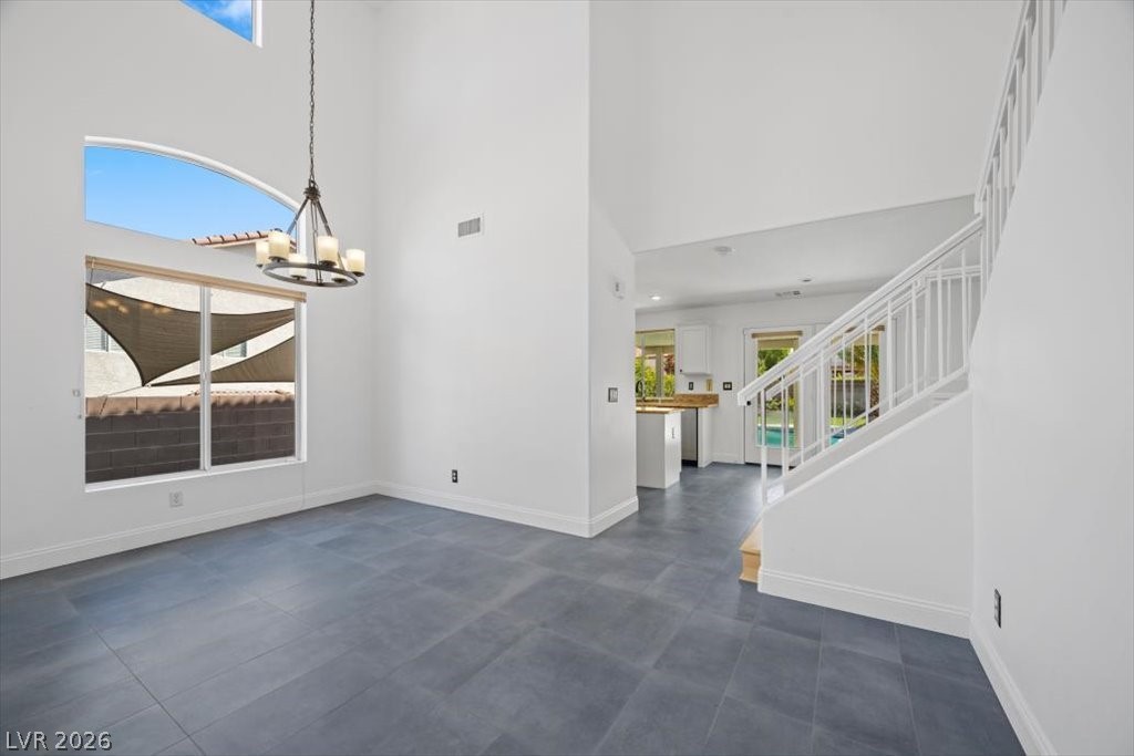 10369 Sleeping Sun Court