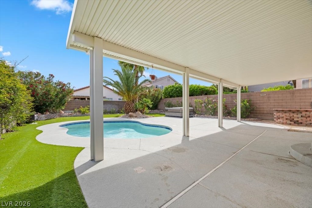 10369 Sleeping Sun Court