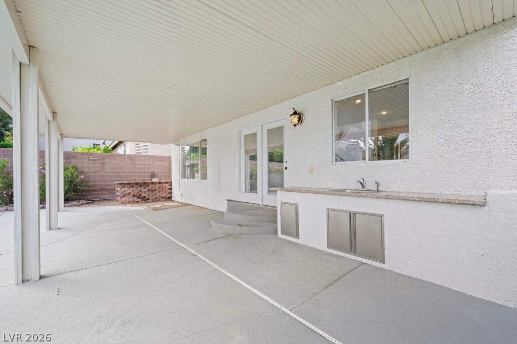 10369 Sleeping Sun Court