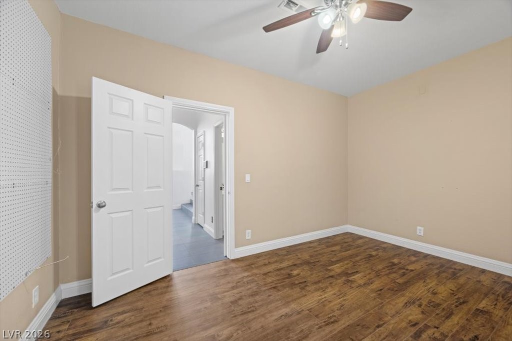 10369 Sleeping Sun Court