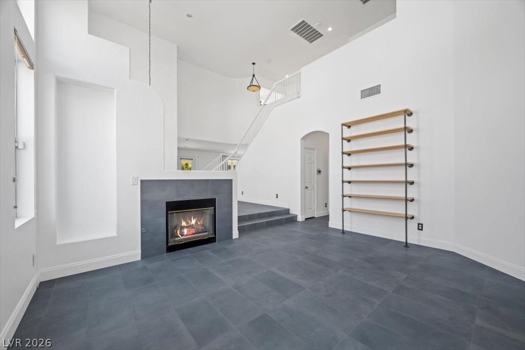 10369 Sleeping Sun Court