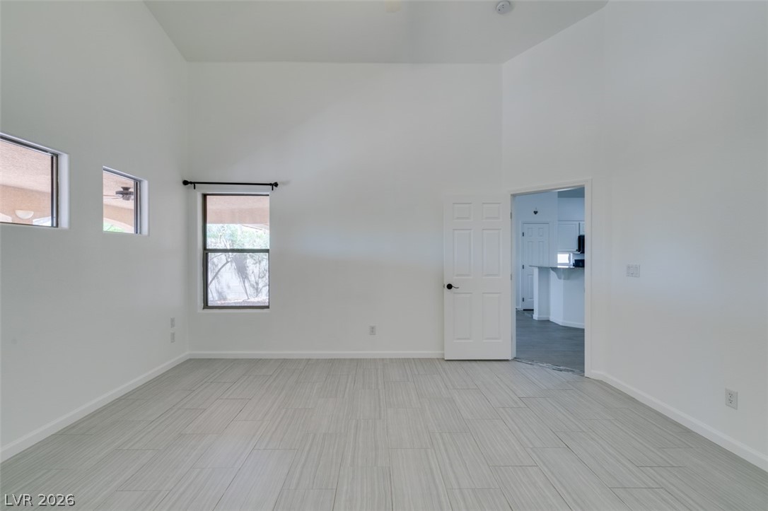 8111 Desert Cloud Avenue