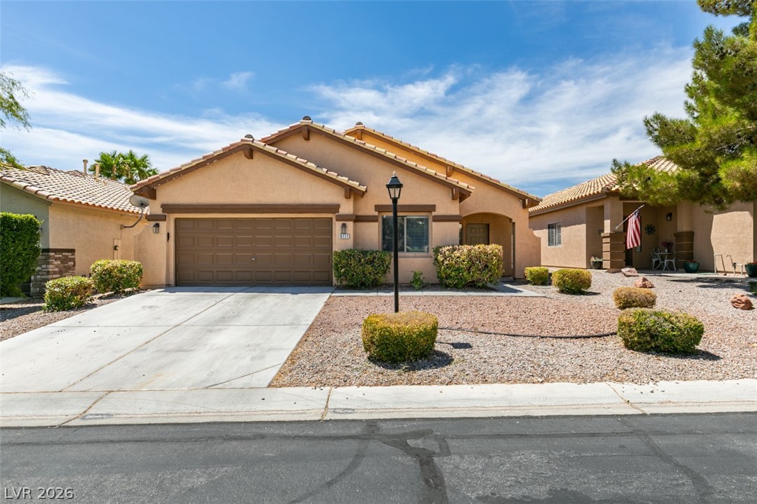 8111 Desert Cloud Avenue