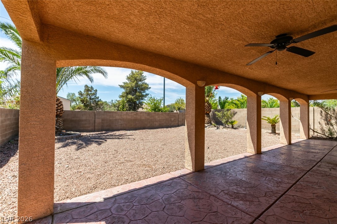 8111 Desert Cloud Avenue