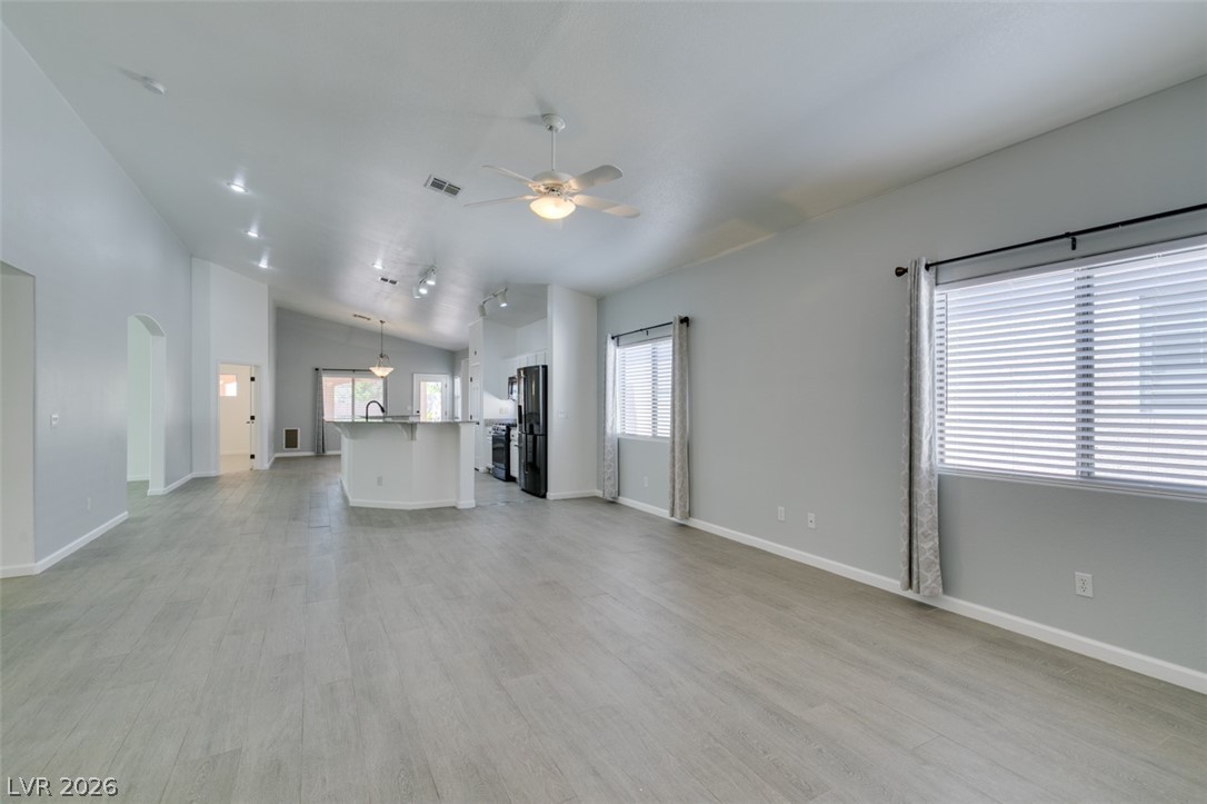 8111 Desert Cloud Avenue