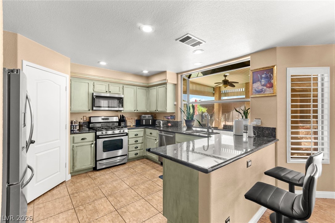 1600 Plata Pico Drive