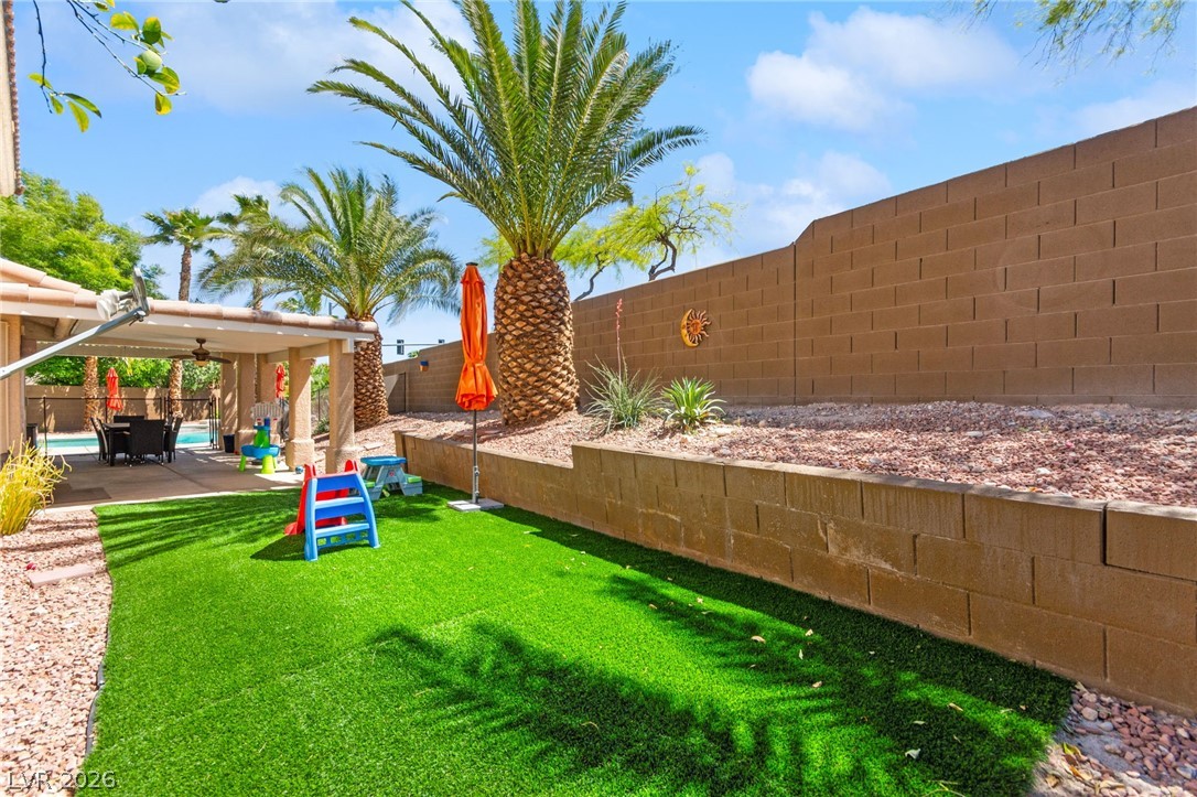 1600 Plata Pico Drive