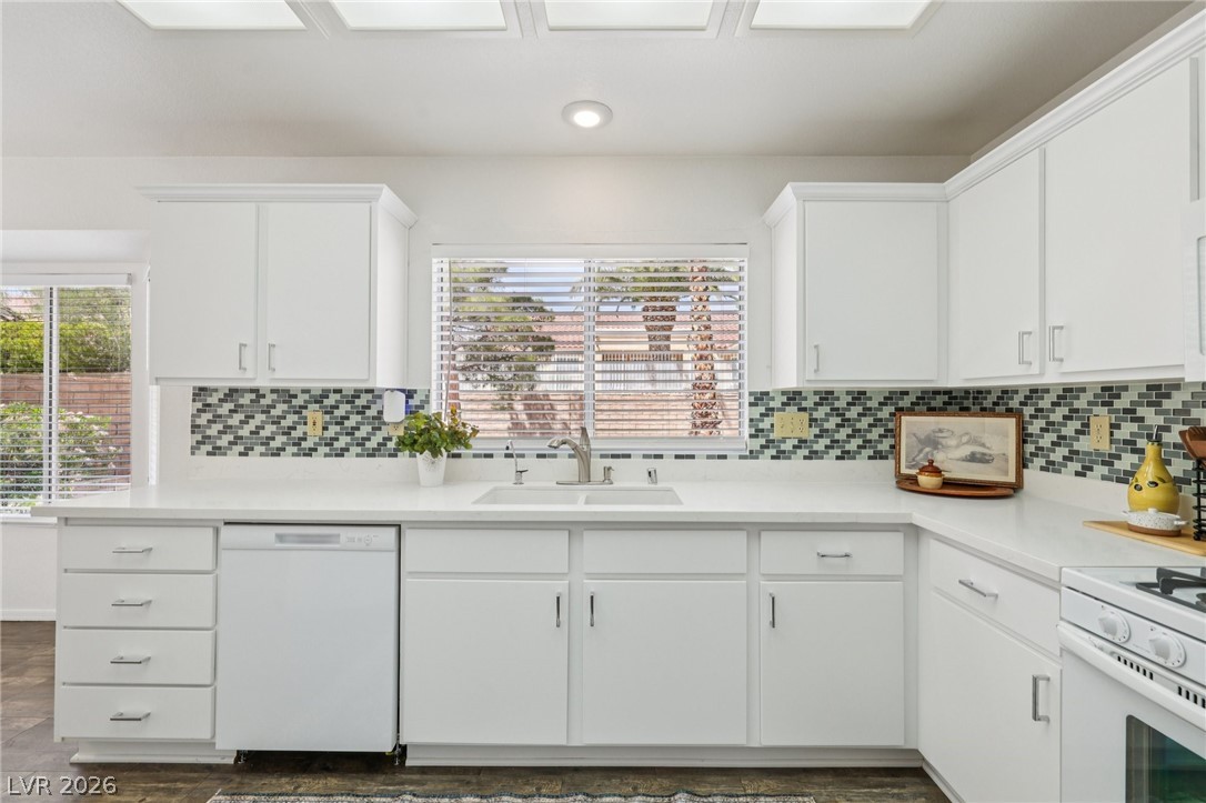 2817 Lotus Hill Drive