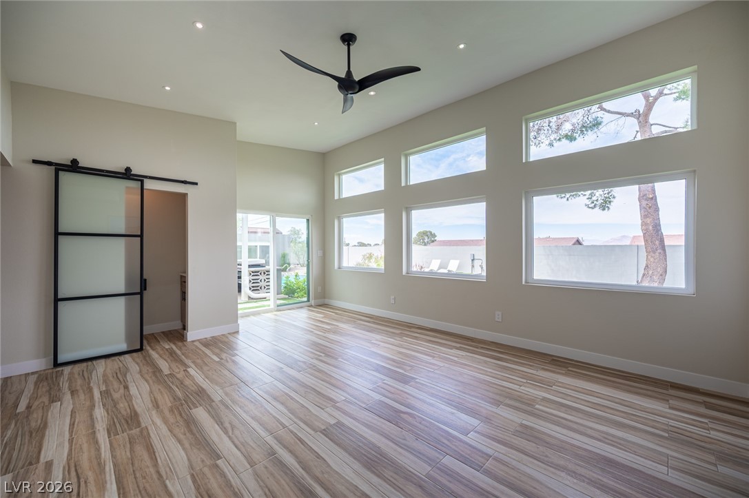 330 East Country Club Drive