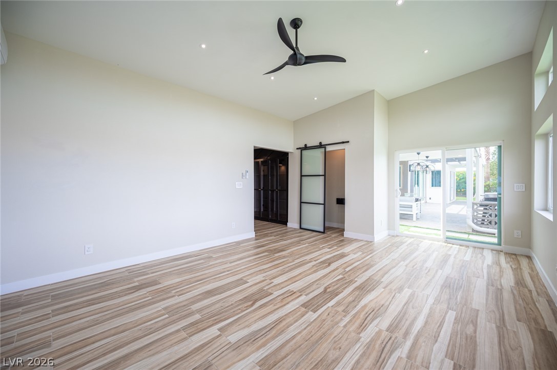 330 East Country Club Drive