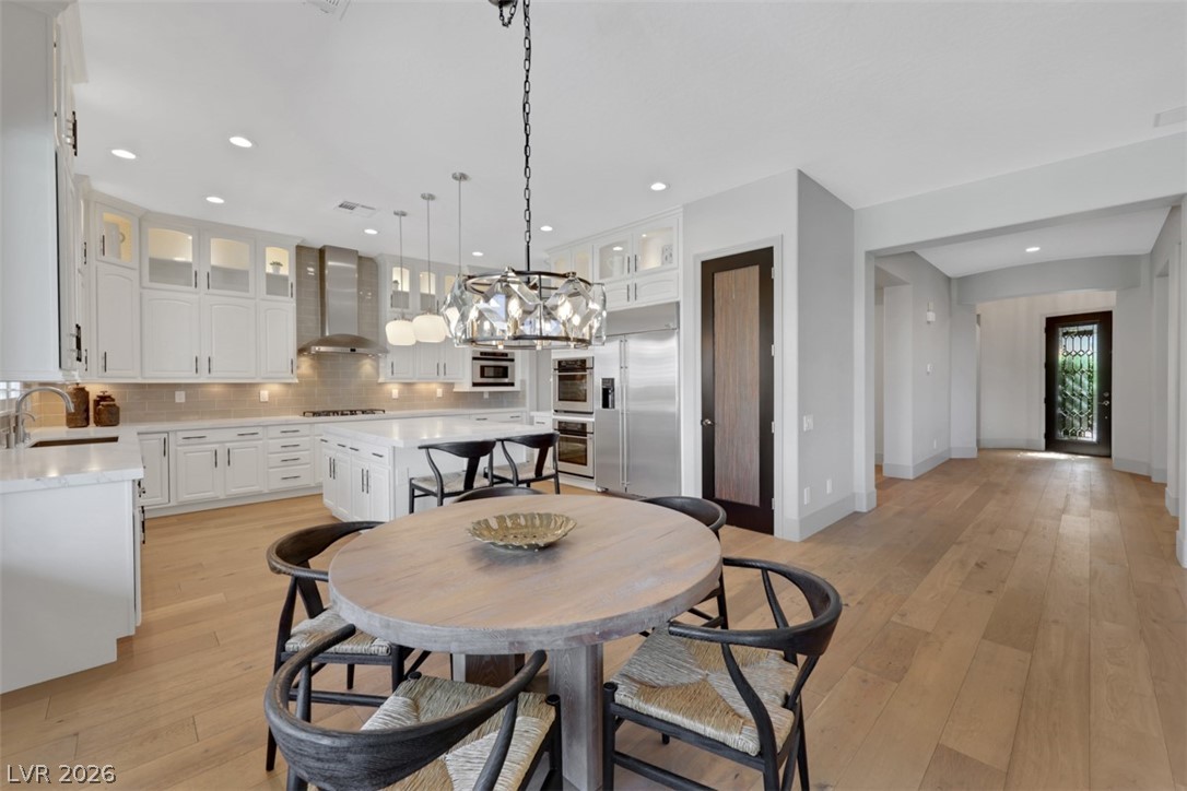 2172 Pont National Drive