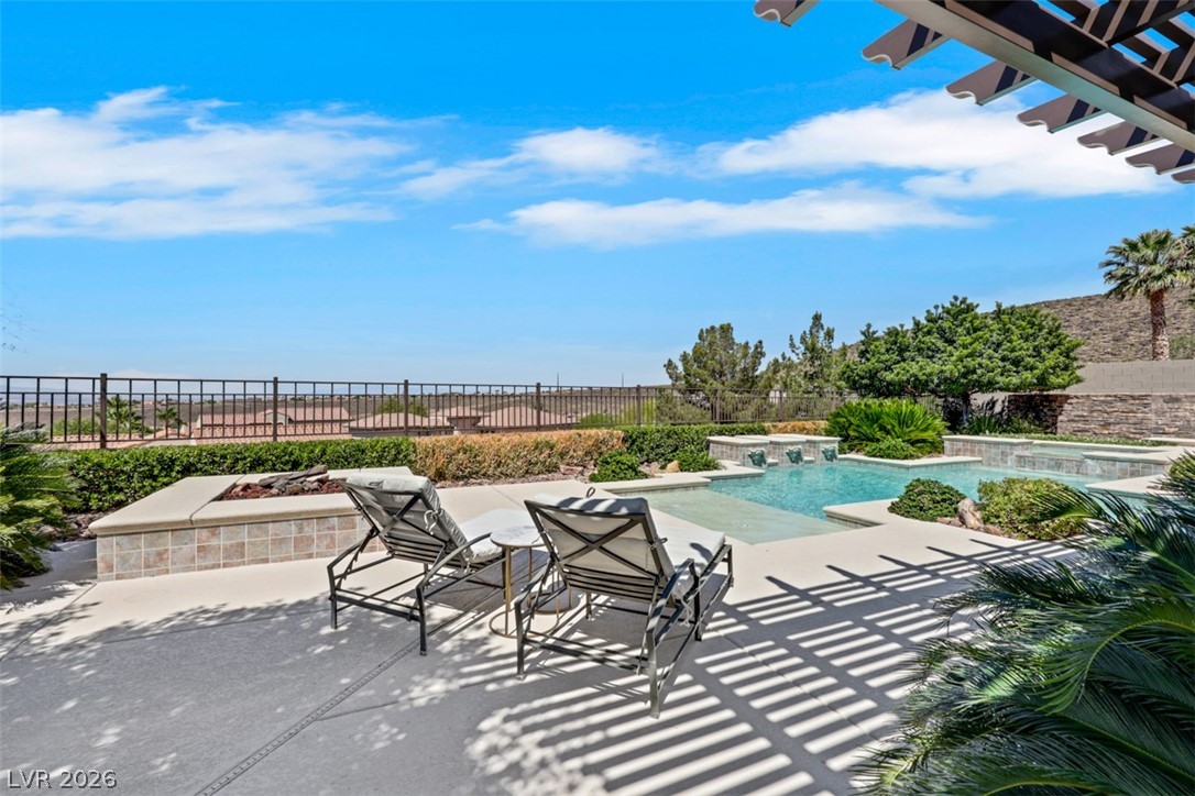 2172 Pont National Drive