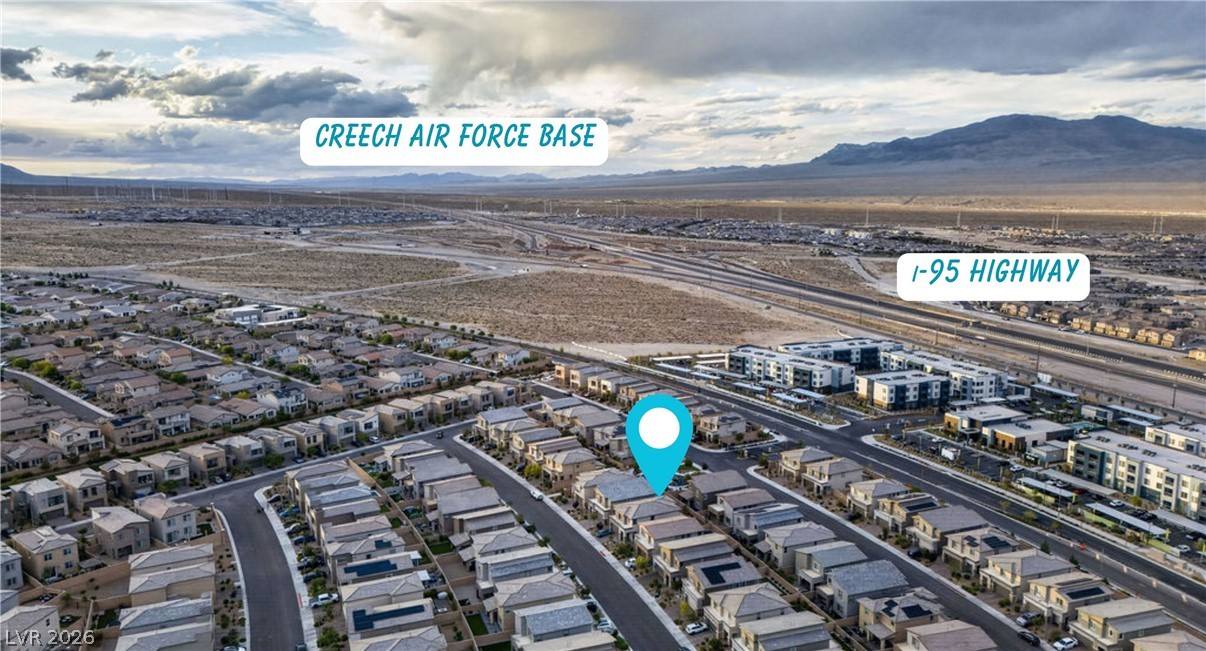 8854 Mountain Lion Avenue