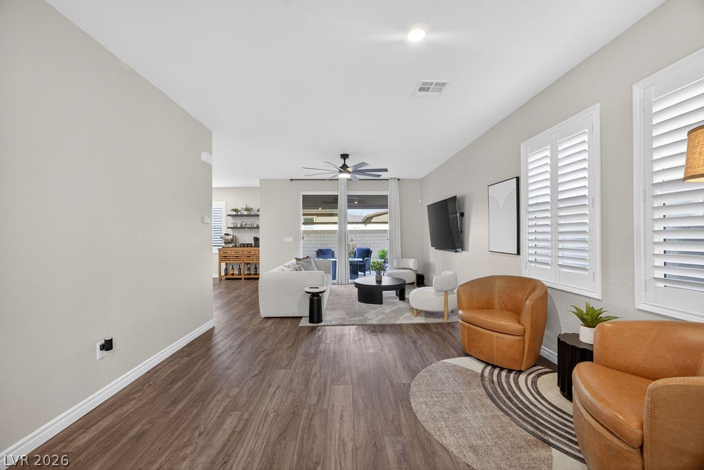 8854 Mountain Lion Avenue