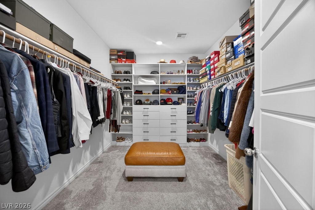 8854 Mountain Lion Avenue