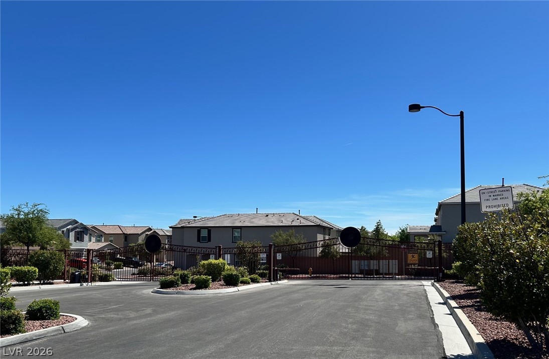 10300 Brooke Rise Avenue