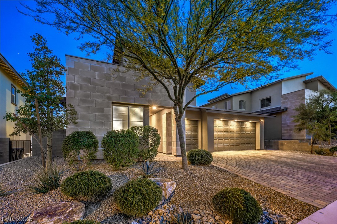 12355 Aster Hills Avenue