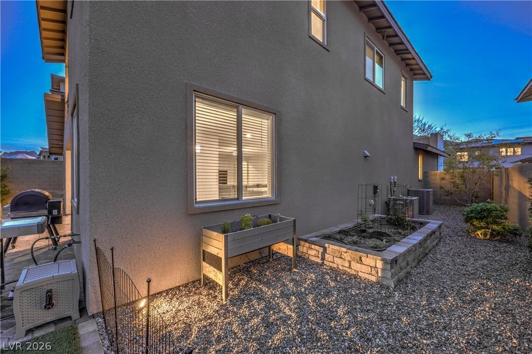 12355 Aster Hills Avenue