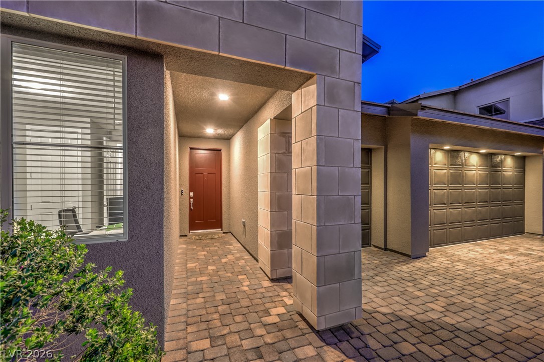 12355 Aster Hills Avenue