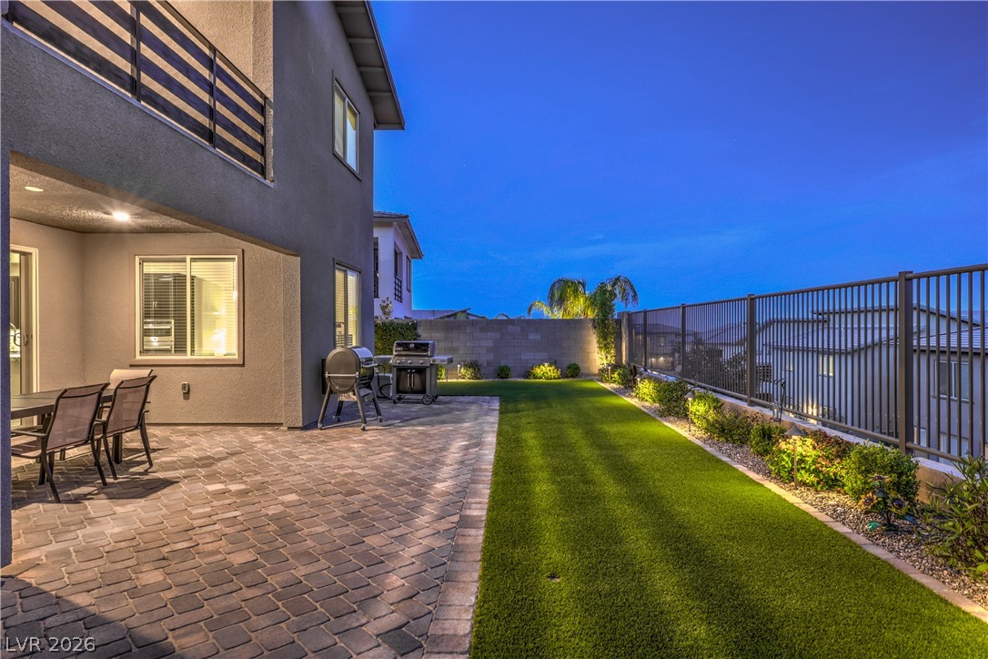 12355 Aster Hills Avenue