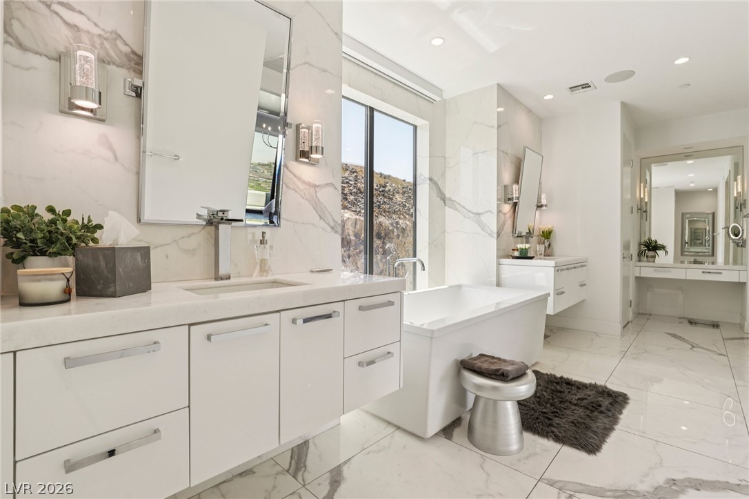 426 Tranquil Peak Court