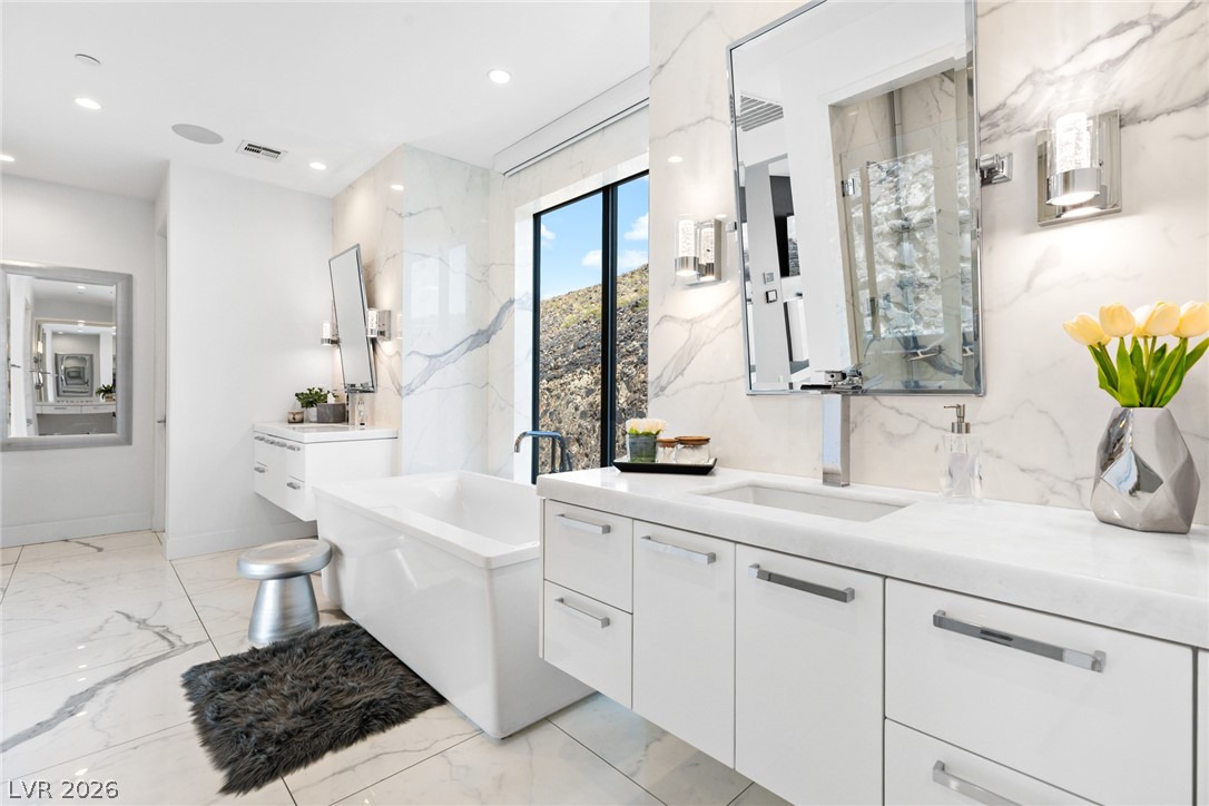 426 Tranquil Peak Court